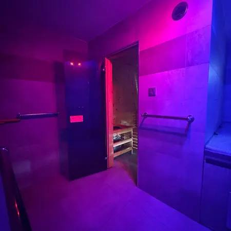 Apartmán #4 B2 Z Basenem I Strefa *