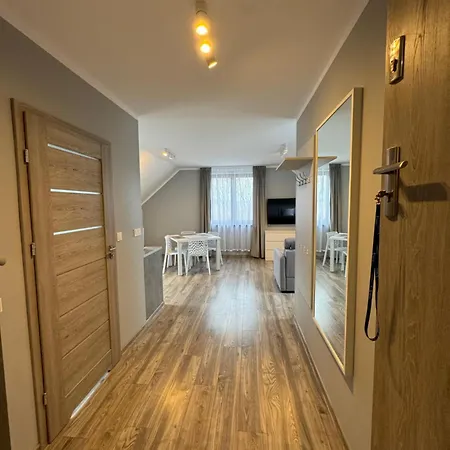 Apartmán #4 B2 Z Basenem I Strefa Sosnówka