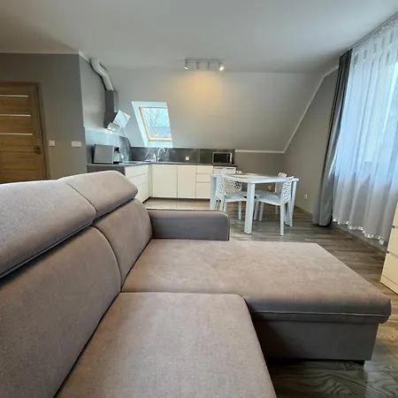 #4 B2 Z Basenem I Strefa Apartmán