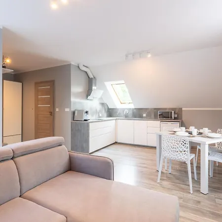Apartmán #4 B2 Z Basenem I Strefa *