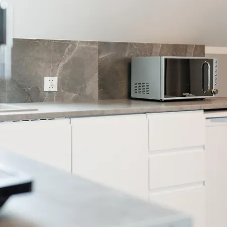 Apartmán #4 B2 Z Basenem I Strefa Sosnówka