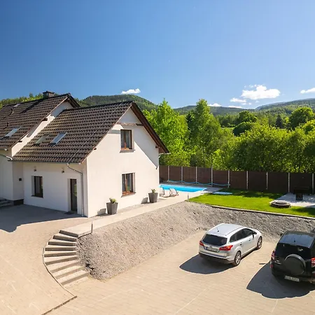 #4 B2 Z Basenem I Strefa Apartmán Sosnówka